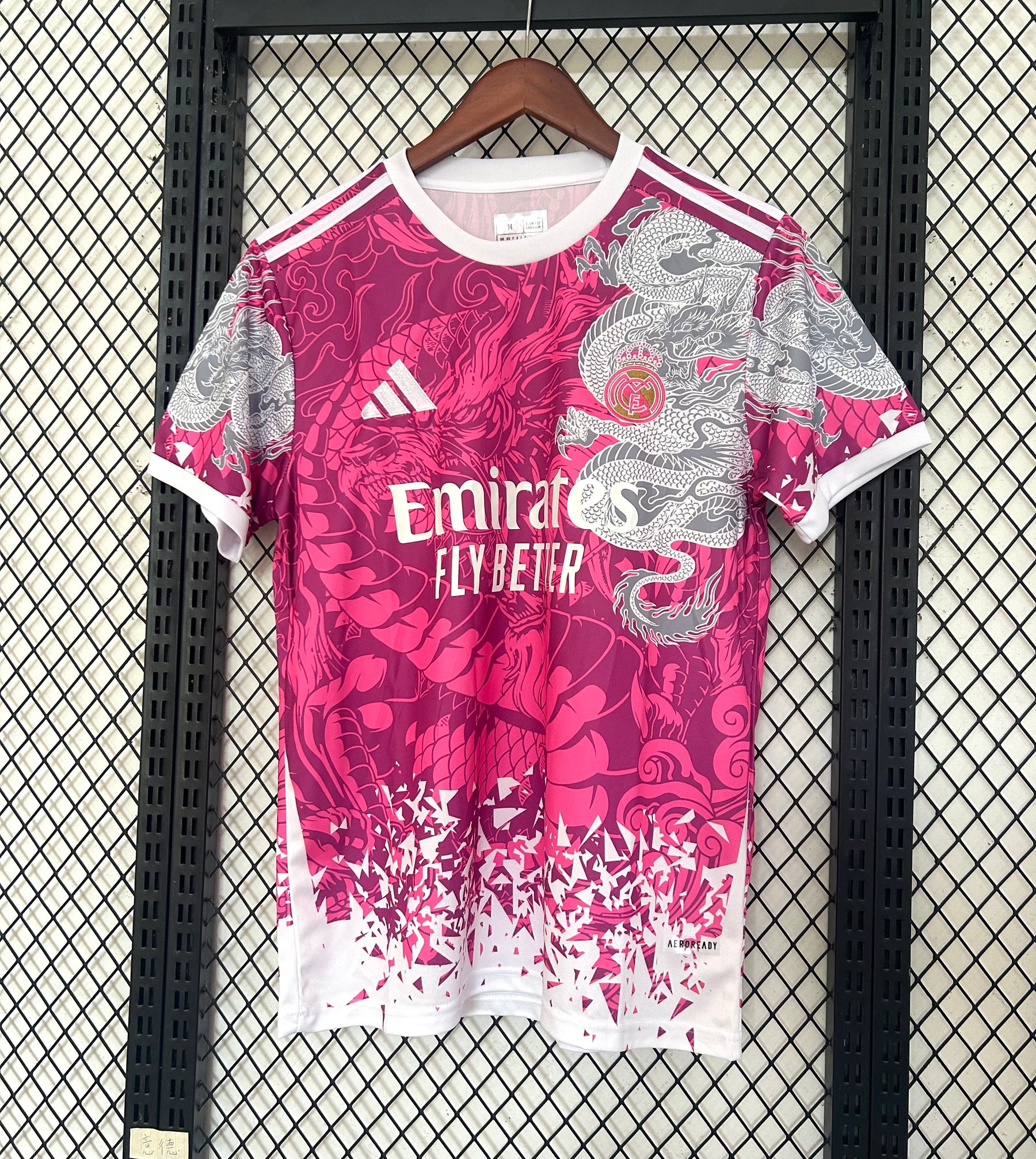 Maillot Real Madrid Concept 2025/2026