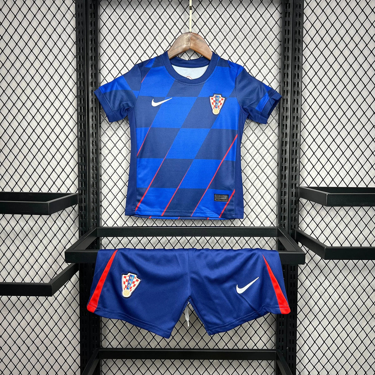 Kit Enfant Croatie Extérieur 2024/2025