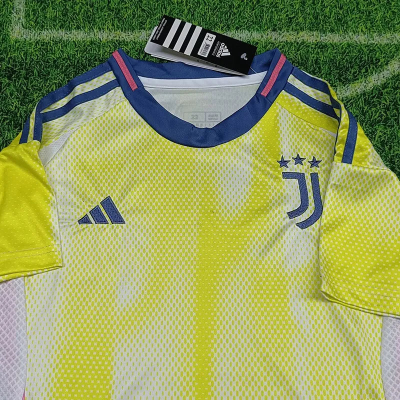 Kit Enfant Juventus Extérieur 2024/2025