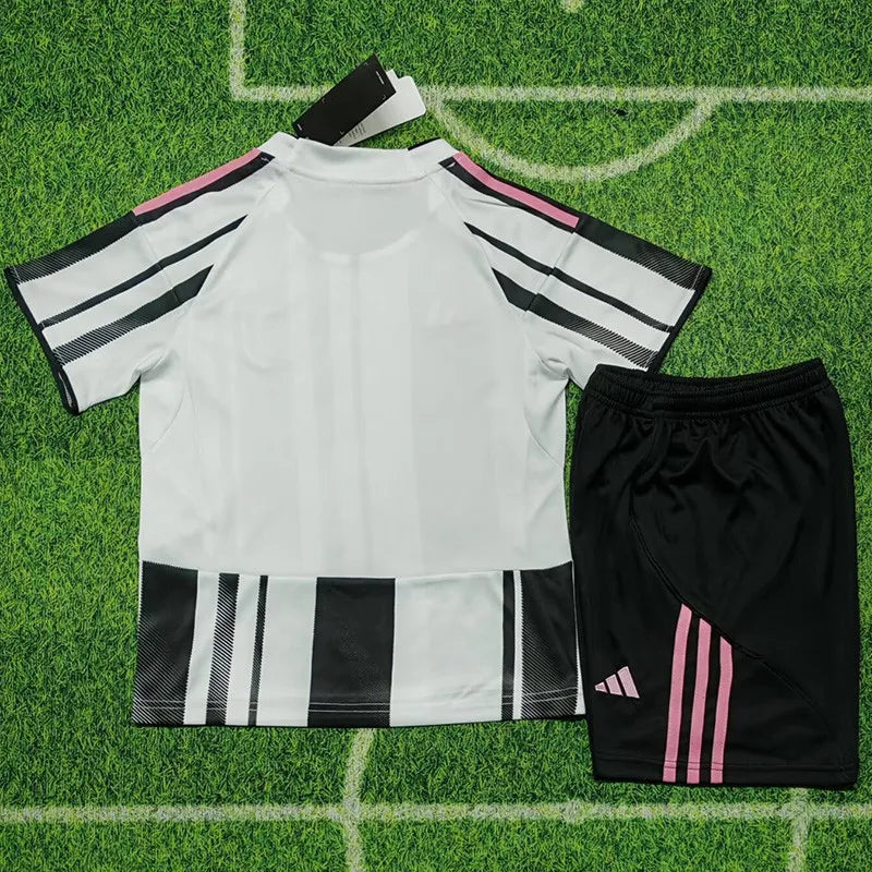 Kit Enfant Juventus Domicile 2025/2026