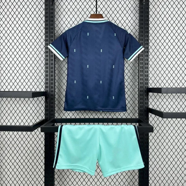 Kit Enfant Allemagne Extérieur 2026/2027