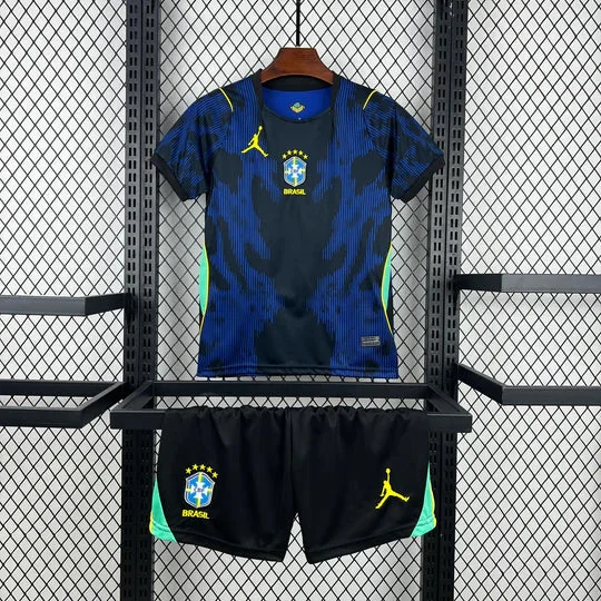 Kit Enfant Brésil Extérieur 2026/2027