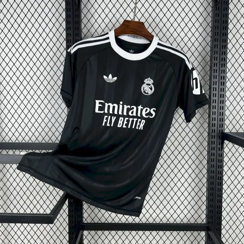Maillot Real Madrid Entraînement 2025/2026
